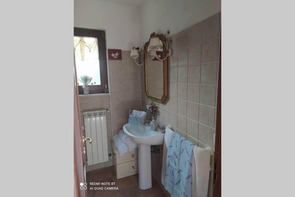 Casa Vacanze Al Castello Вилета Бареа Екстериор снимка