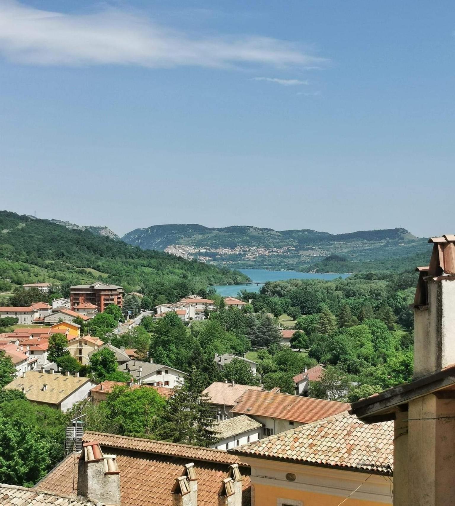 Casa Vacanze Al Castello Вилета Бареа Стая снимка